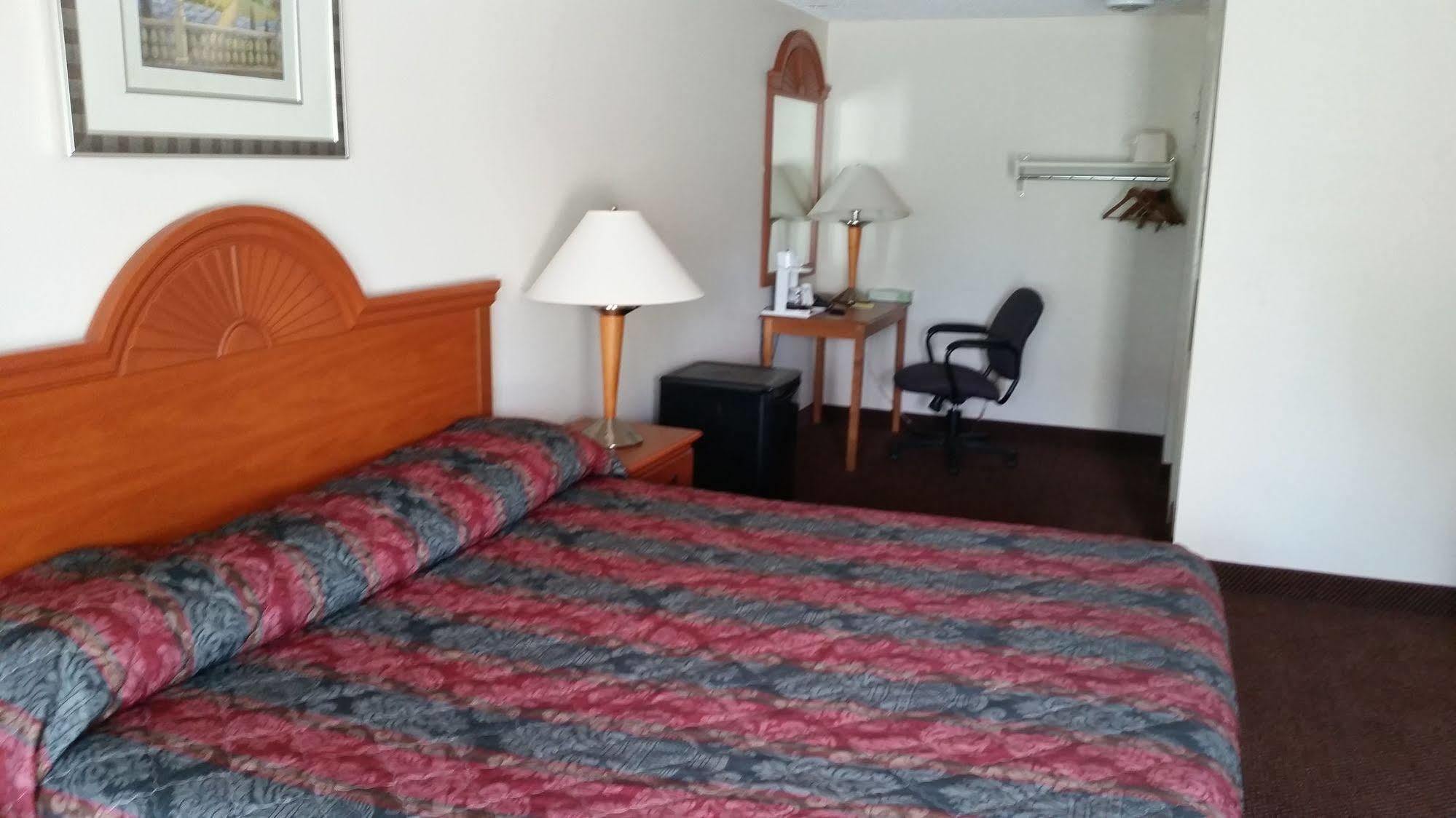 Mayfield Inn كلاريون المظهر الخارجي الصورة